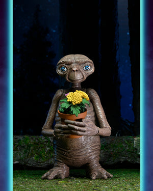 E.T. The Extra-Terrestrial 40th Anniversary  Ultimate E.T. 7" Scale Action Figure "Pre-Order Dec 2022 Approx"