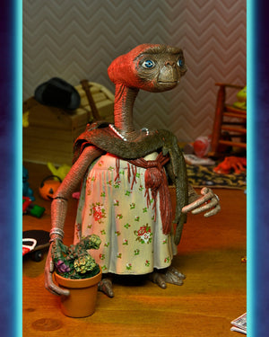 E.T. The Extra-Terrestrial 40th Anniversary Ultimate Dress Up E.T. 7" Scale Action Figure "Pre-Order Dec 2022 Approx"